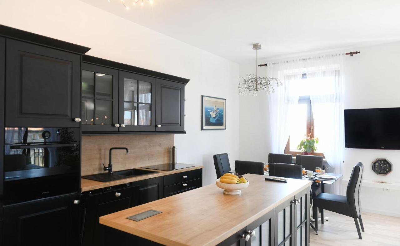 Divia Apartment リエカ エクステリア 写真