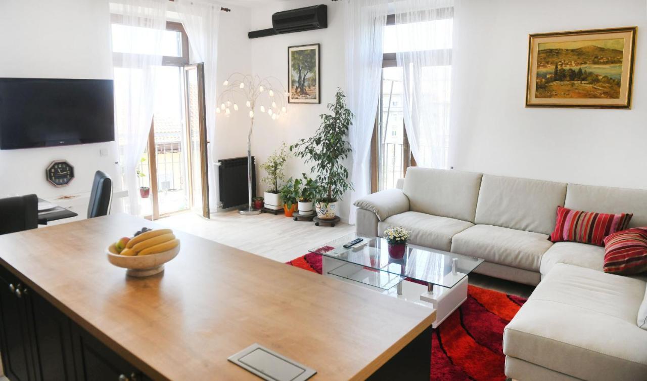 Divia Apartment リエカ エクステリア 写真