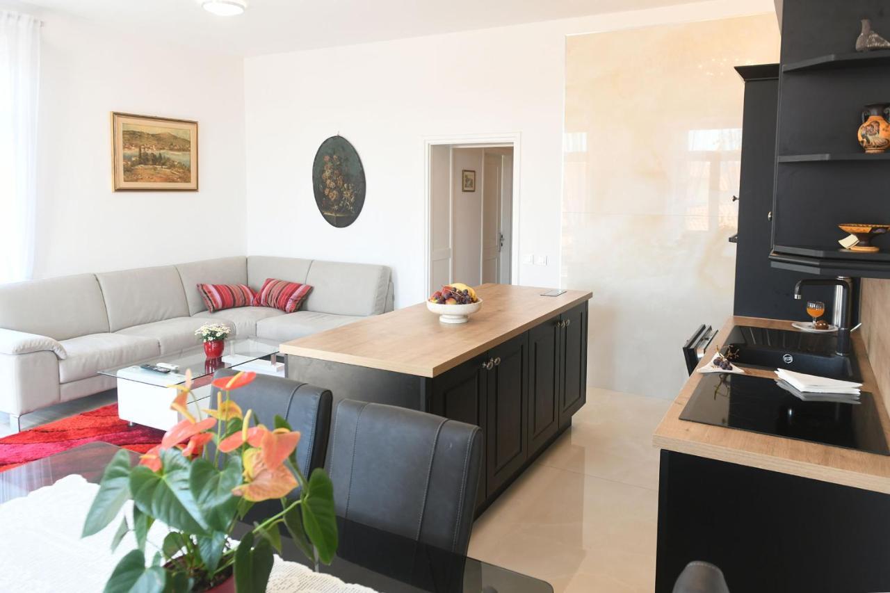 Divia Apartment リエカ エクステリア 写真