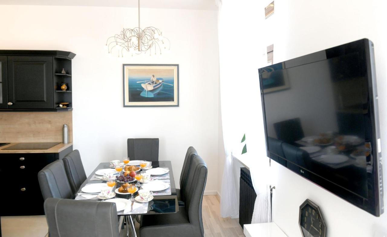 Divia Apartment リエカ エクステリア 写真