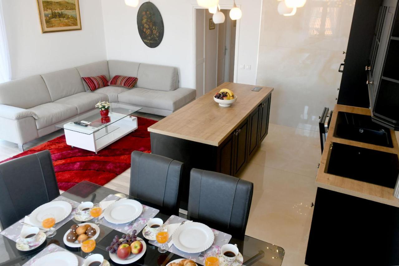 Divia Apartment リエカ エクステリア 写真
