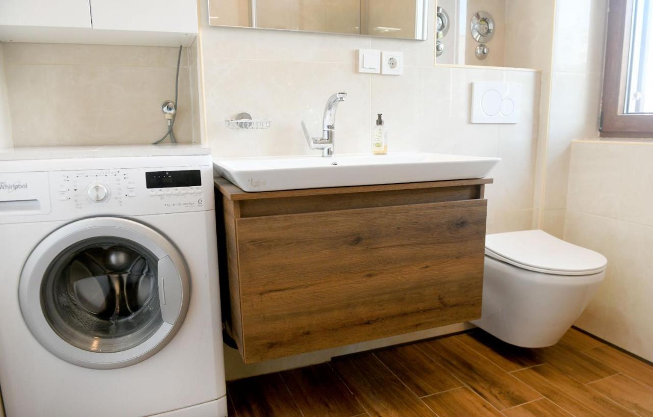 Divia Apartment リエカ エクステリア 写真