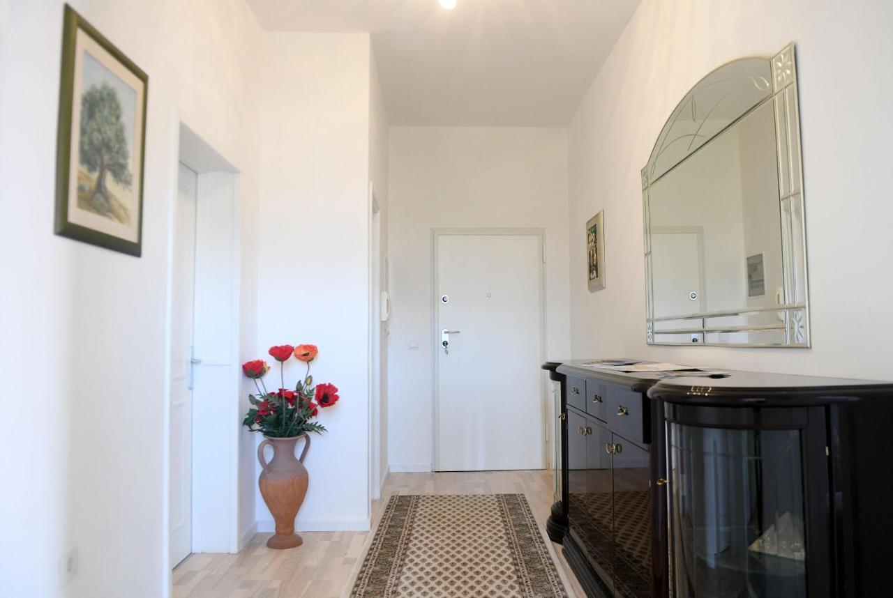 Divia Apartment リエカ エクステリア 写真